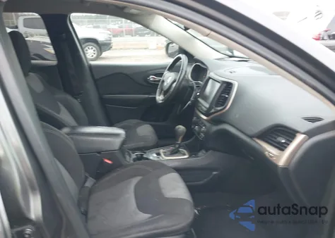 2014 Jeep Cherokee Latitude z USA, uszkodzony, nr VIN 1C4PJLCB0EW158546